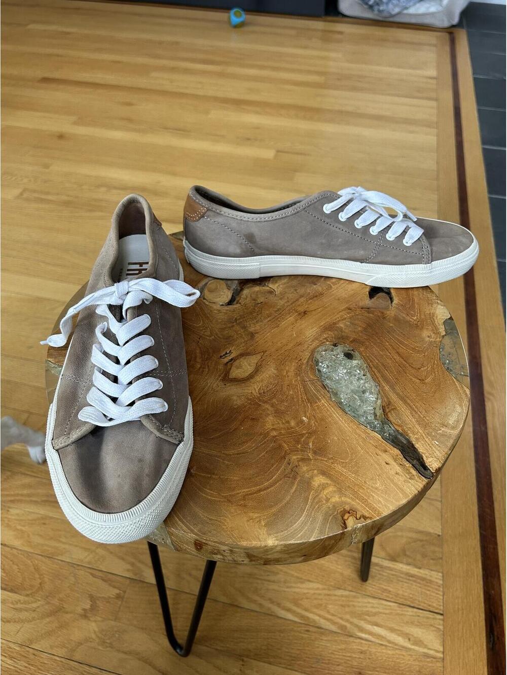 Frye Suede Leather Casual Sneakers with White Laces Sz 8.5